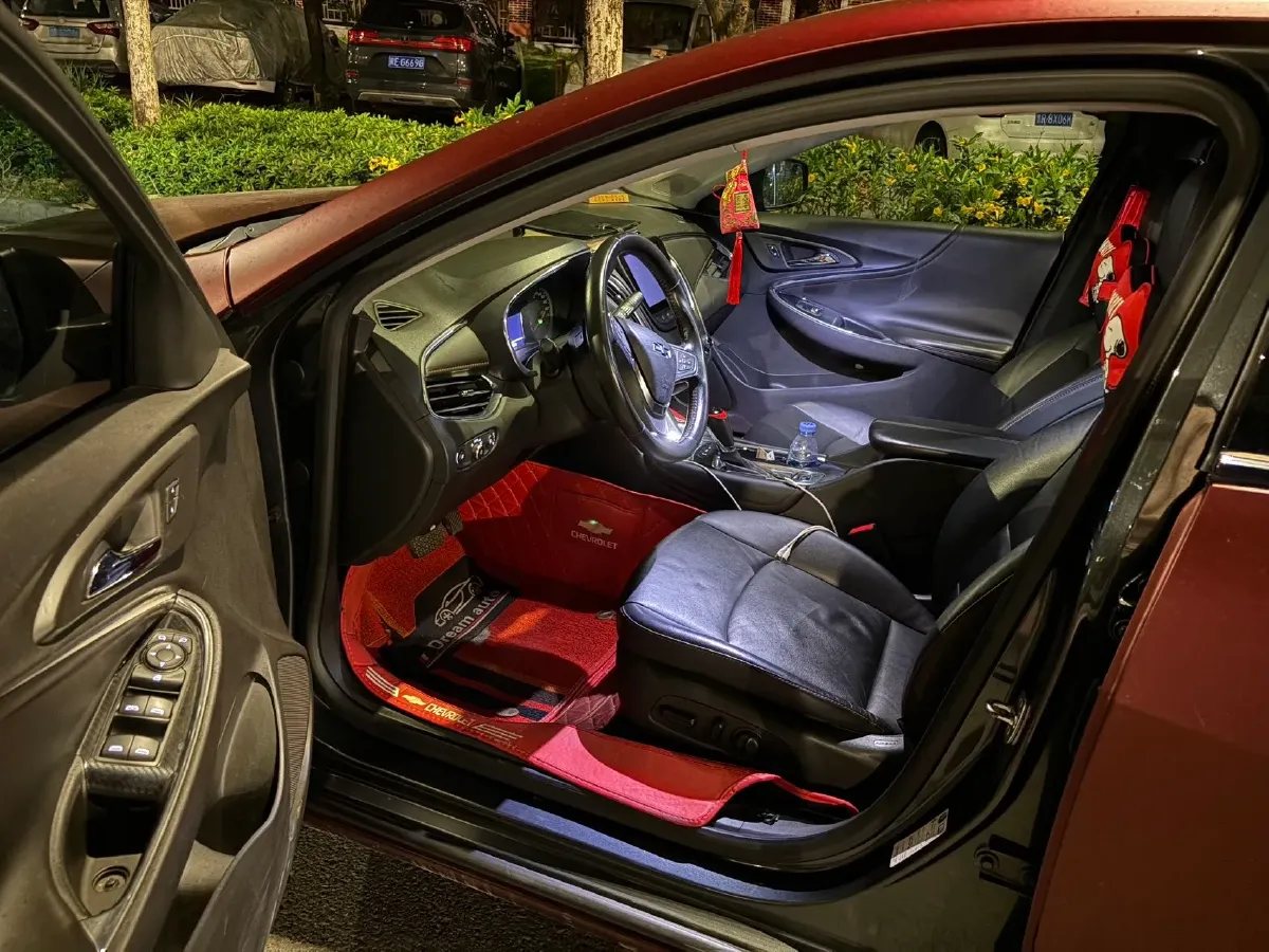 2019 Chevrolet Malibu XL 2.0T 241HP L4 9AT,autocango,china used car exporter,china ev exporter,chinese used car exporter,chinese used ev exporter