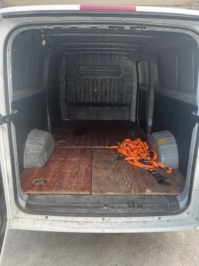 2024 YuanChen Super Van BEV 51KWH,autocango,china used car exporter,china ev exporter,chinese used car exporter,chinese used ev exporter