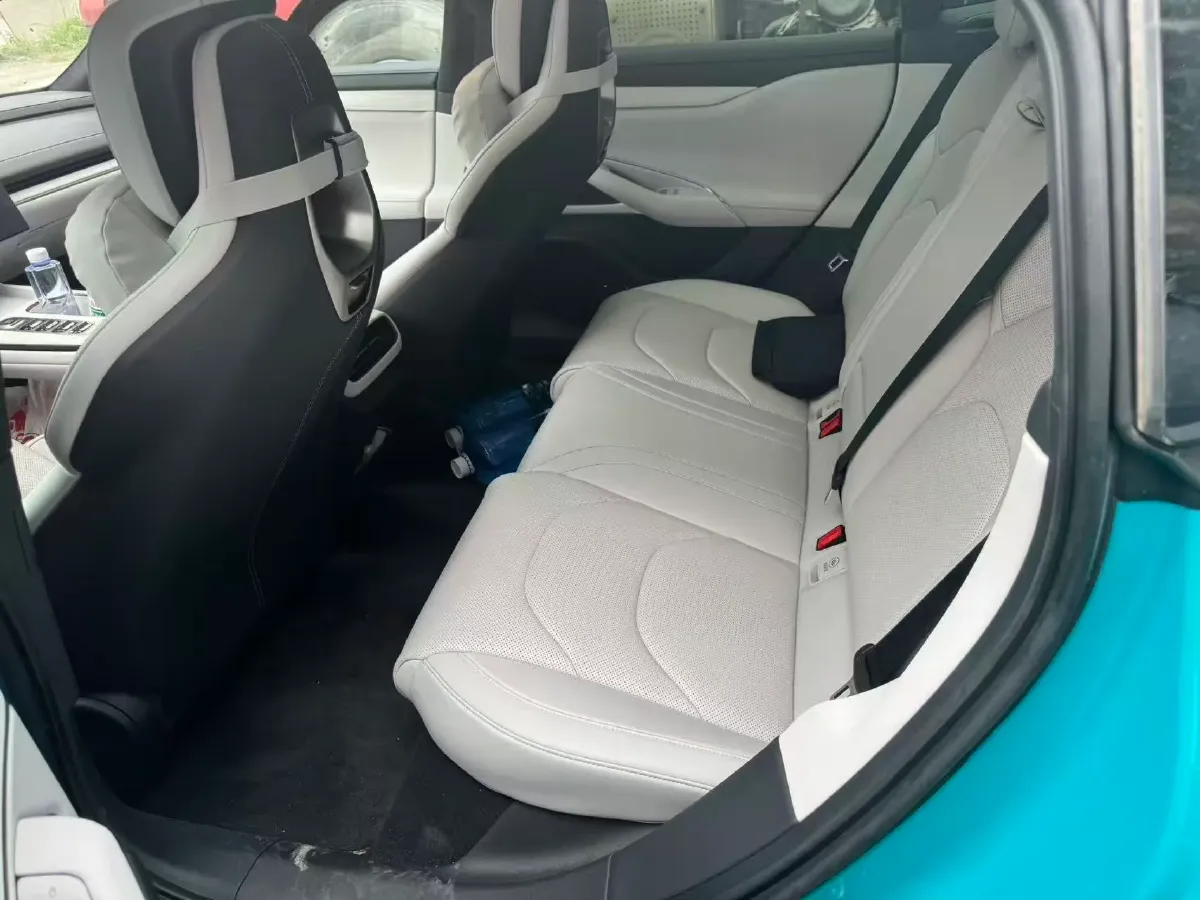 2024 MI SU7 BEV 101KWH,autocango,china used car exporter,china ev exporter,chinese used car exporter,chinese used ev exporter