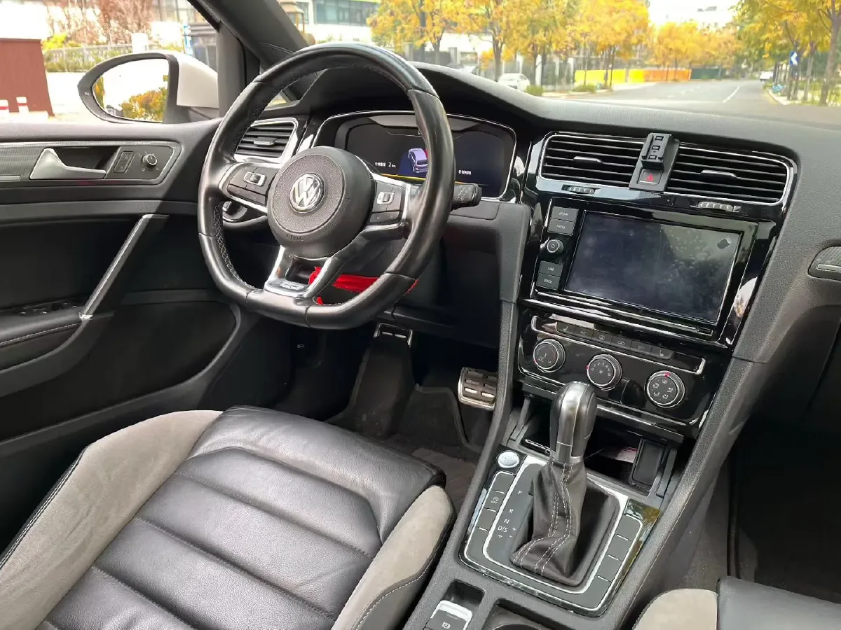 2020 Volkswagen Golf 1.4T 150HP L4 7DCT,autocango,china used car exporter,china ev exporter,chinese used car exporter,chinese used ev exporter