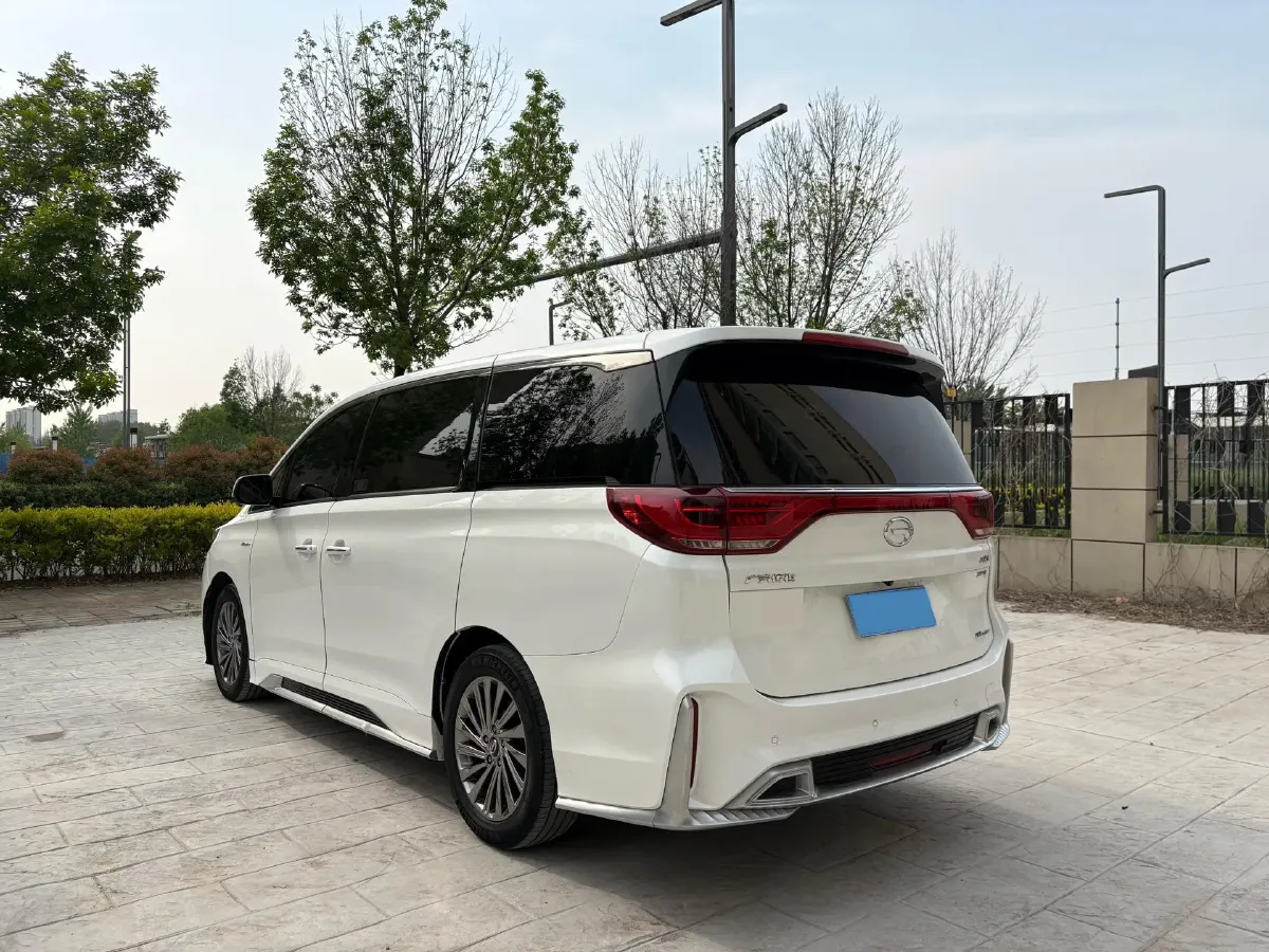 2021 GAC Trumpchi M8 2.0T 252HP L4 8AT,autocango,china used car exporter,china ev exporter,chinese used car exporter,chinese used ev exporter