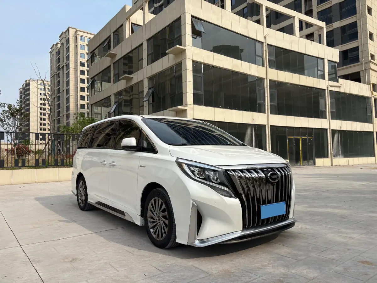 2021 GAC Trumpchi M8 2.0T 252HP L4 8AT,autocango,china used car exporter,china ev exporter,chinese used car exporter,chinese used ev exporter