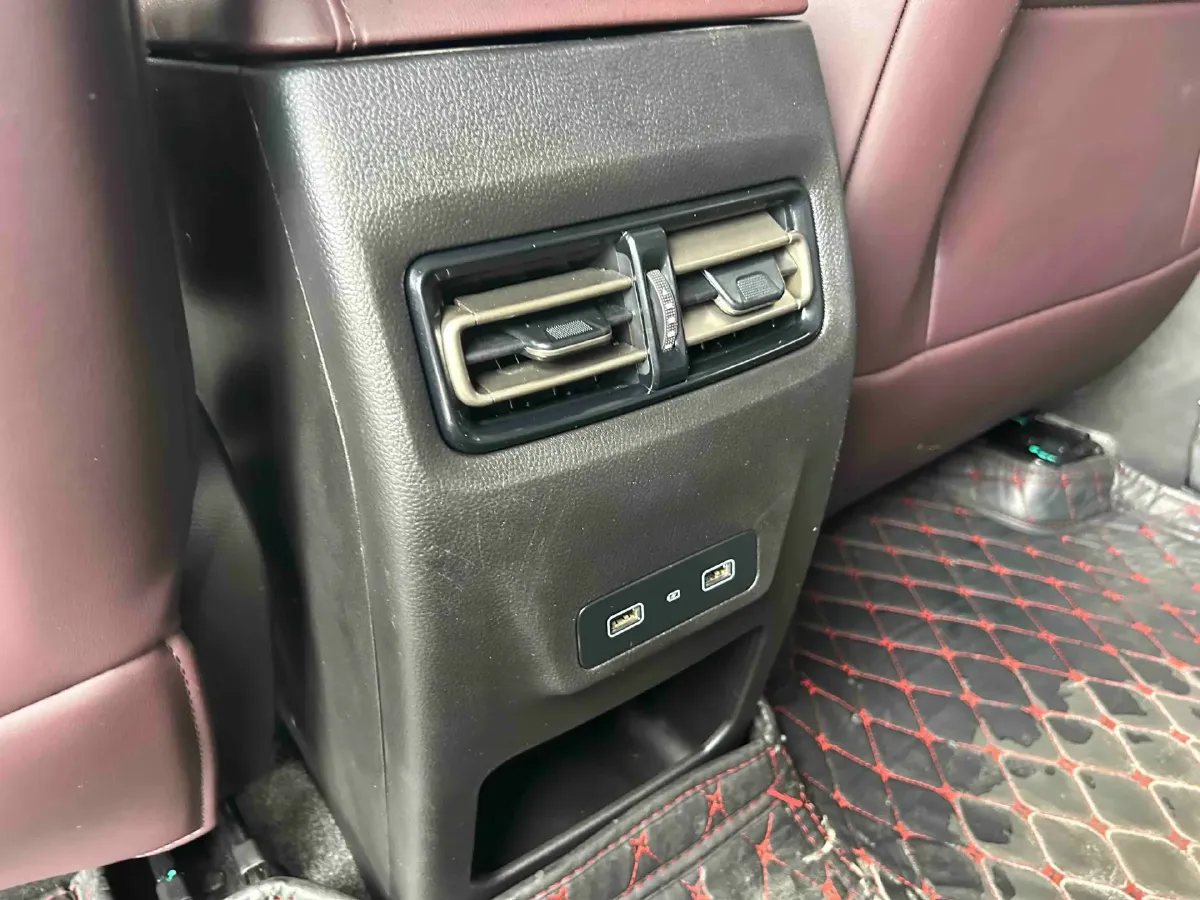 2024 Jetour X90 Plus 1.6T 197HP L4 7DCT,autocango,china used car exporter,china ev exporter,chinese used car exporter,chinese used ev exporter