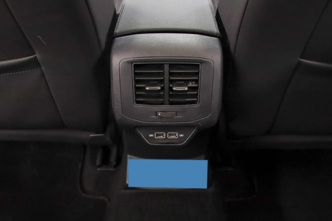 2021 Volkswagen T-Roc 1.4T 150HP L4 7DCT,autocango,china used car exporter,china ev exporter,chinese used car exporter,chinese used ev exporter