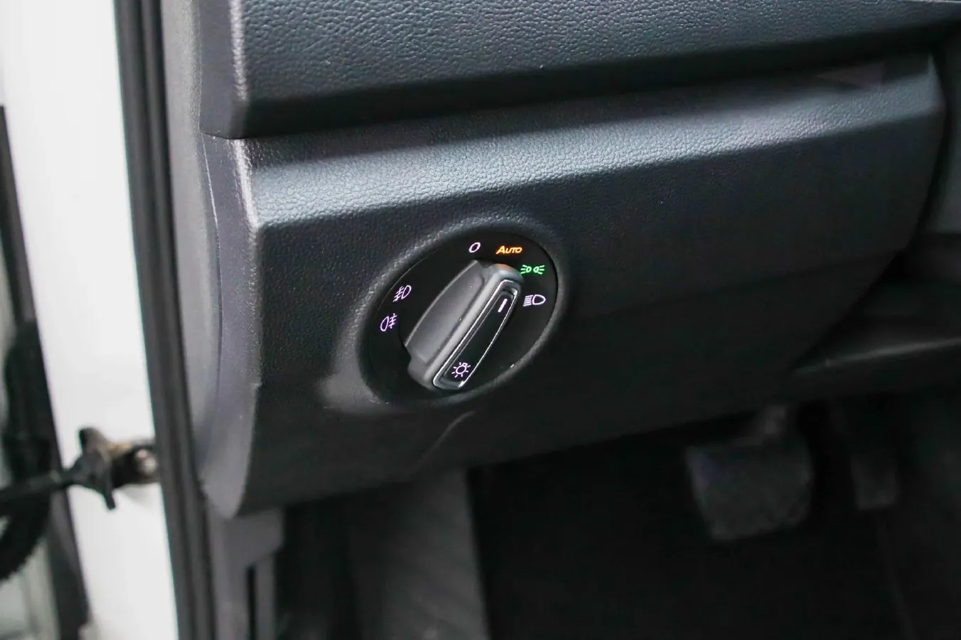 2021 Volkswagen T-Roc 1.4T 150HP L4 7DCT,autocango,china used car exporter,china ev exporter,chinese used car exporter,chinese used ev exporter