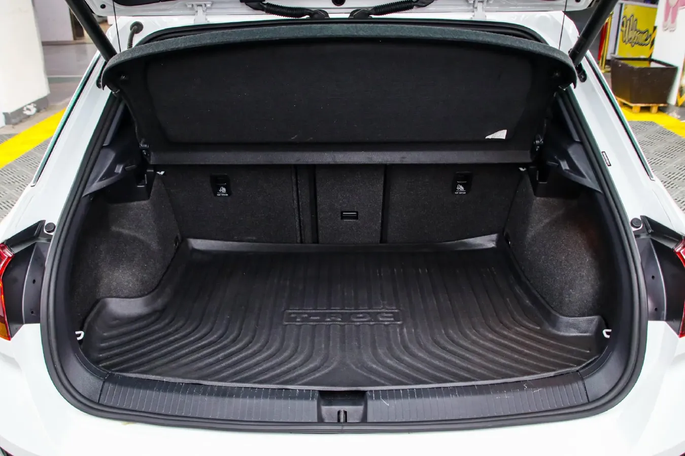 2021 Volkswagen T-Roc 1.4T 150HP L4 7DCT,autocango,china used car exporter,china ev exporter,chinese used car exporter,chinese used ev exporter