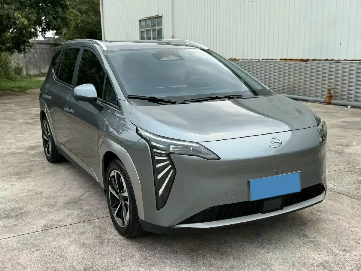 2024 Leapmotor C11 1.5L 95HP L4 REEV 43.74KWH,autocango,china used car exporter,china ev exporter,chinese used car exporter,chinese used ev exporter