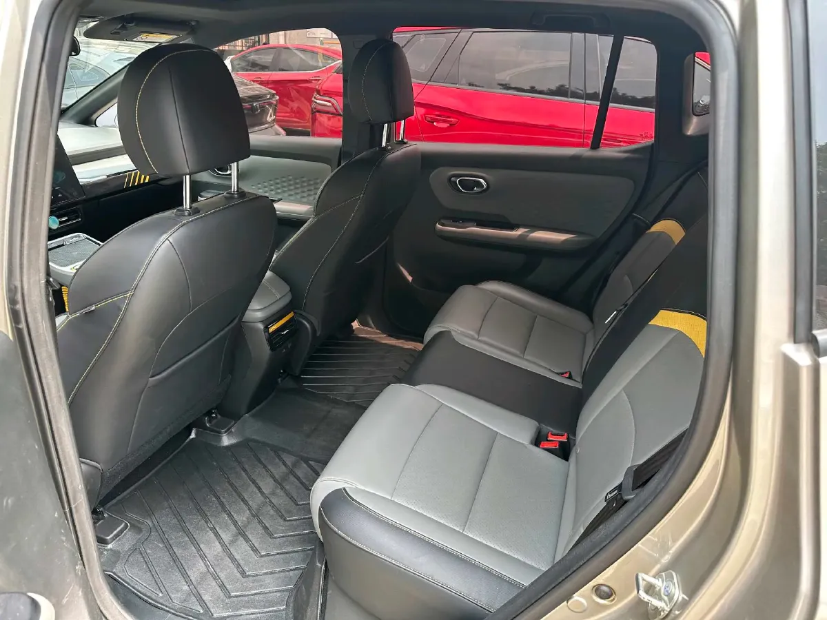 2022 Geely Okavango 1.8T 184HP L4 7DCT,autocango,china used car exporter,china ev exporter,chinese used car exporter,chinese used ev exporter