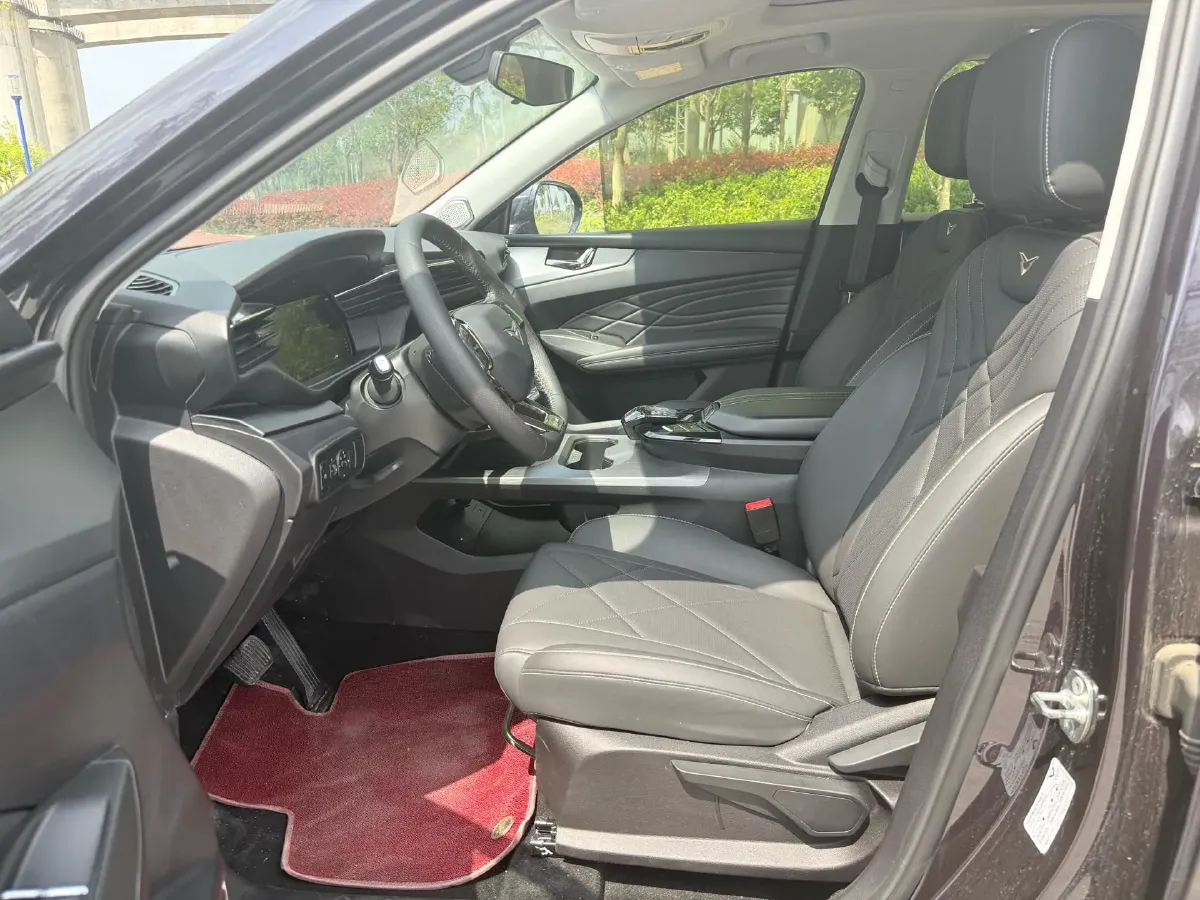 2023 Chery Exploration 06 1.6T 197HP L4 7DCT,autocango,china used car exporter,china ev exporter,chinese used car exporter,chinese used ev exporter