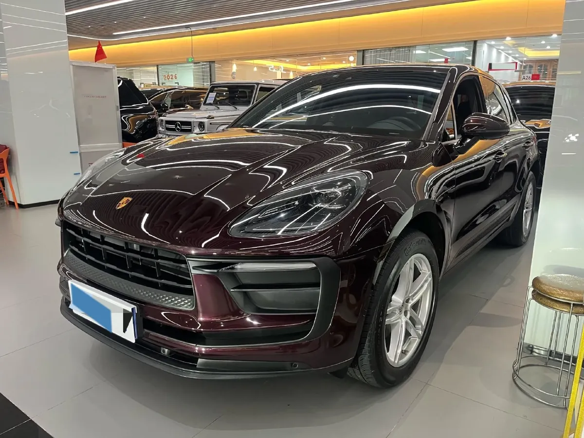 2024 Porsche Macan 2.0T 265HP L4 7DCT,autocango,china used car exporter,china ev exporter,chinese used car exporter,chinese used ev exporter