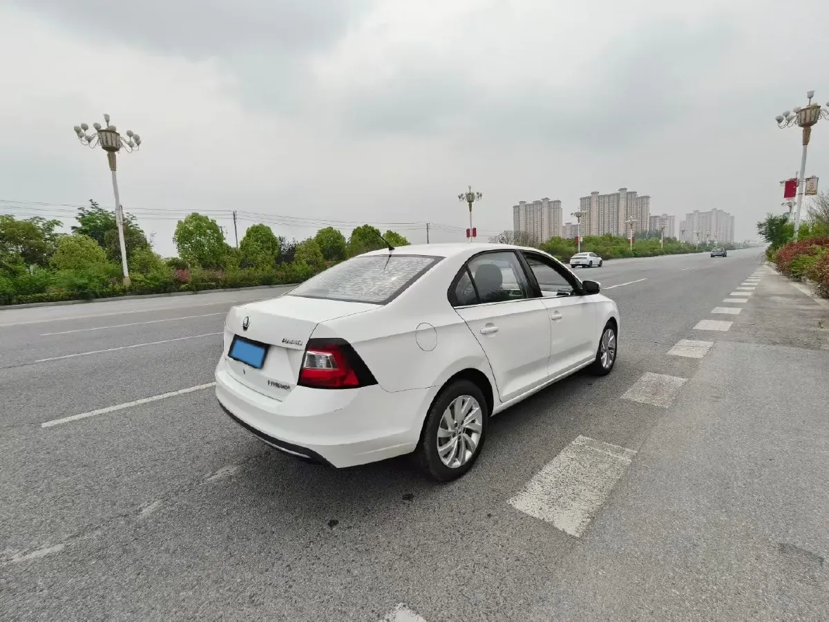 2018 Skoda Rapid 1.6L 110HP L4 6AT,autocango,china used car exporter,china ev exporter,chinese used car exporter,chinese used ev exporter