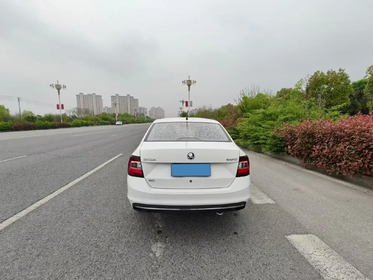 2018 Skoda Rapid 1.6L 110HP L4 6AT,autocango,china used car exporter,china ev exporter,chinese used car exporter,chinese used ev exporter