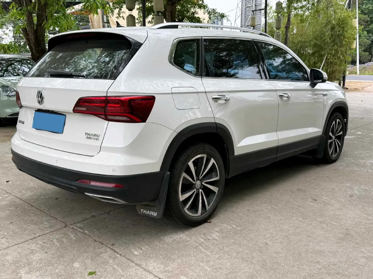 2019 MINI MINI 1.5T 102HP L3 7DCT,autocango,china used car exporter,china ev exporter,chinese used car exporter,chinese used ev exporter