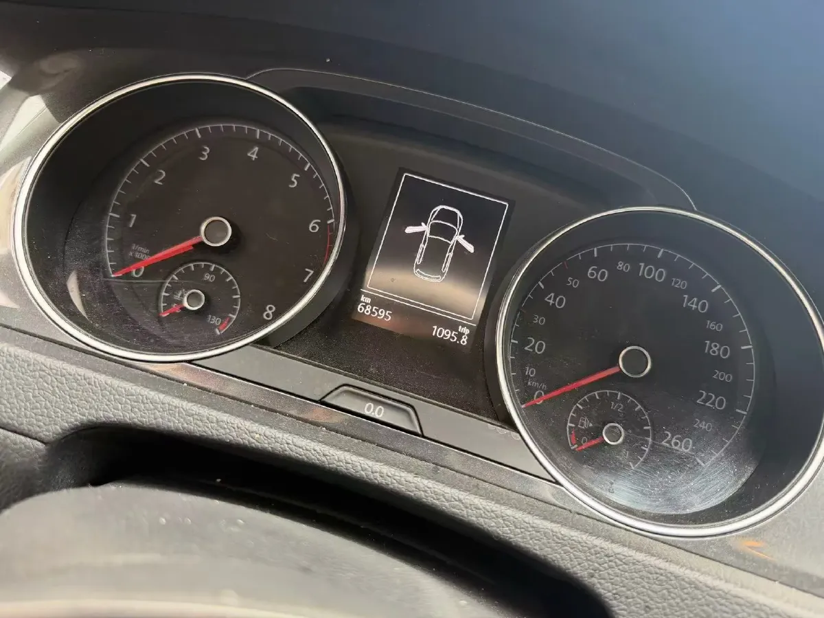 2018 Volkswagen Golf 1.6L 110HP L4 6AT,autocango,china used car exporter,china ev exporter,chinese used car exporter,chinese used ev exporter