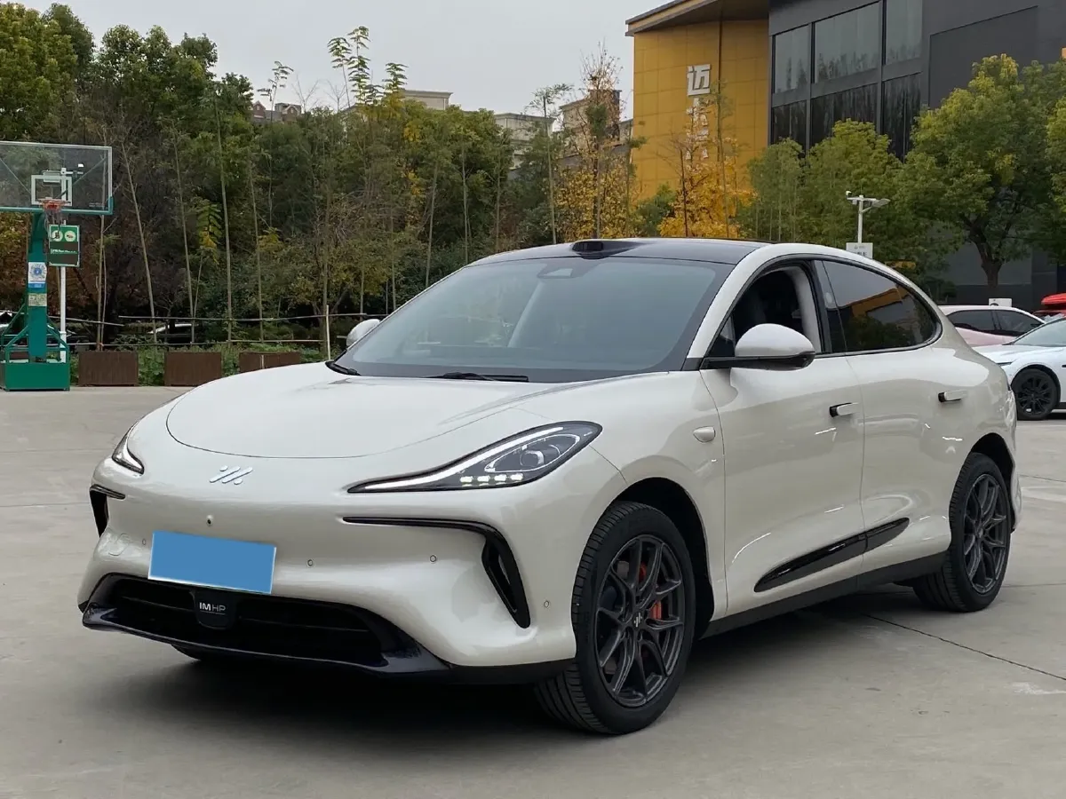 2023 IM LS6 BEV 71KWH,autocango,china used car exporter,china ev exporter,chinese used car exporter,chinese used ev exporter