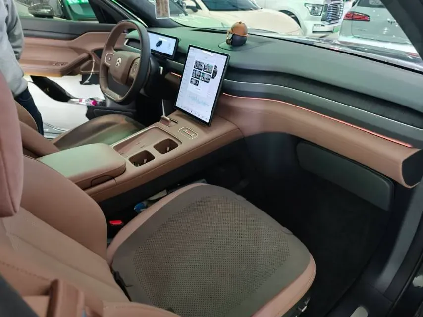 2024 NIO ES8 BEV 75KWH,autocango,china used car exporter,china ev exporter,chinese used car exporter,chinese used ev exporter