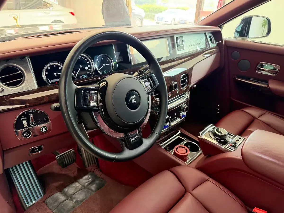 2018 Rolls-Royce Phantom 6.7T 571HP V12 8AT,autocango,china used car exporter,china ev exporter,chinese used car exporter,chinese used ev exporter