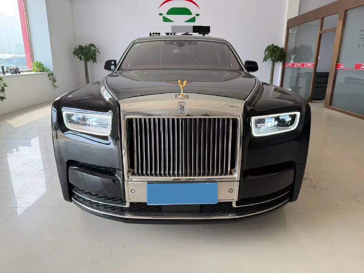 2018 Rolls-Royce Phantom 6.7T 571HP V12 8AT,autocango,china used car exporter,china ev exporter,chinese used car exporter,chinese used ev exporter