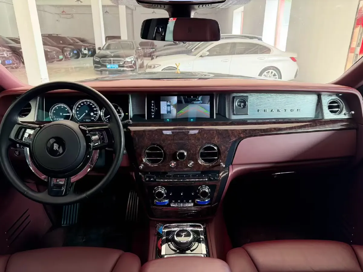 2018 Rolls-Royce Phantom 6.7T 571HP V12 8AT,autocango,china used car exporter,china ev exporter,chinese used car exporter,chinese used ev exporter