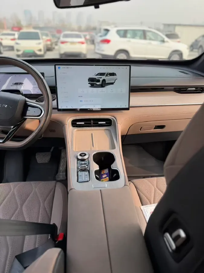 2025 Chery Tiggo8 PLUS C-DM 1.5T 156HP L4 1DHT PHEV,autocango,china used car exporter,china ev exporter,chinese used car exporter,chinese used ev exporter