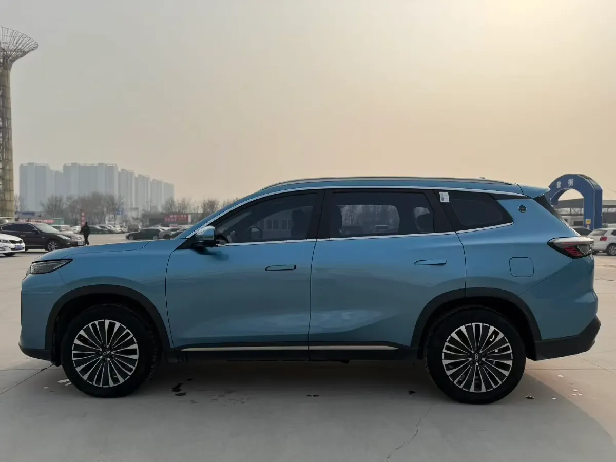 2025 Chery Tiggo8 PLUS C-DM 1.5T 156HP L4 1DHT PHEV,autocango,china used car exporter,china ev exporter,chinese used car exporter,chinese used ev exporter
