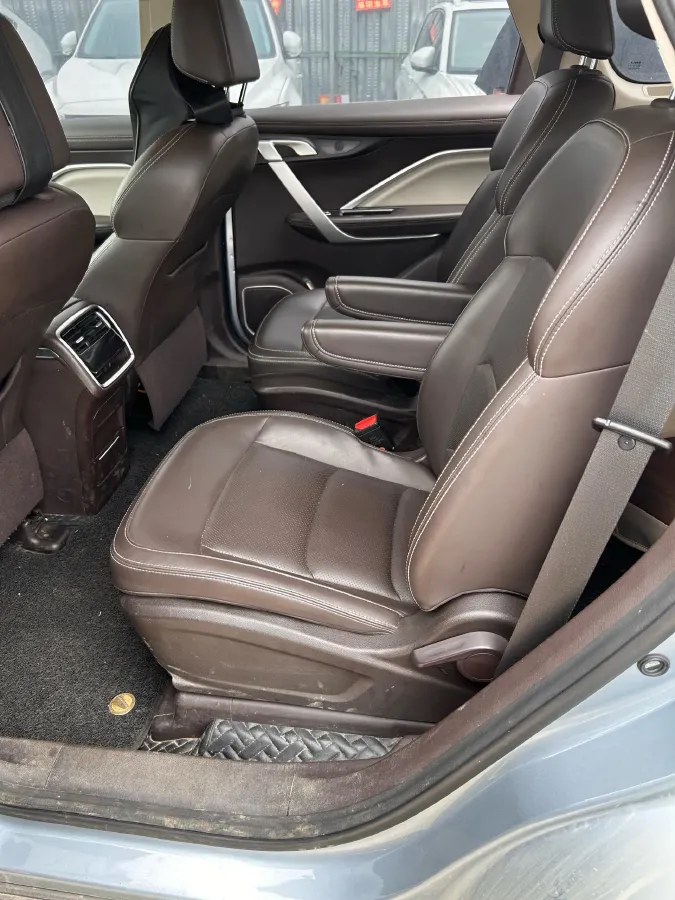 2021 Geely JiaJi 1.8T 184HP L4 7DCT,autocango,china used car exporter,china ev exporter,chinese used car exporter,chinese used ev exporter