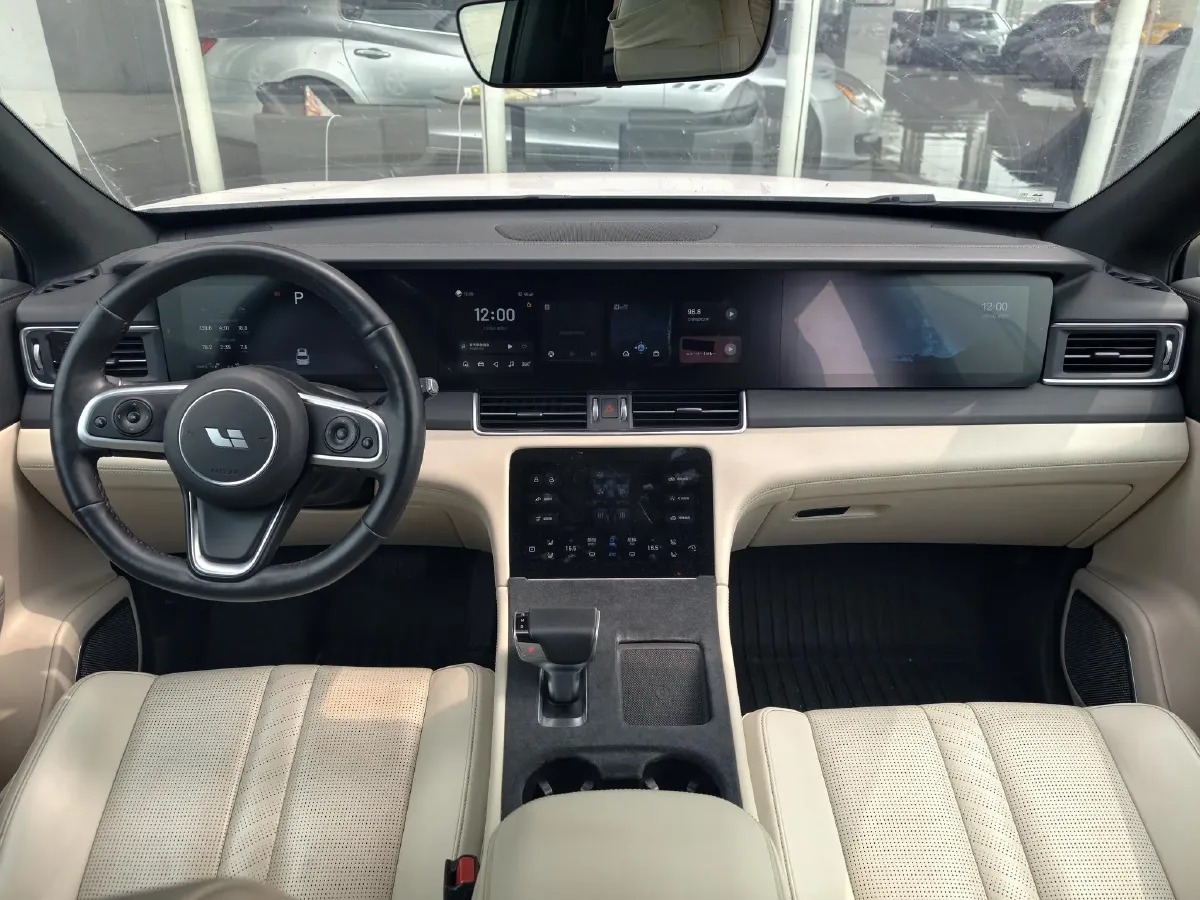 2020 Li ONE Range Extended 131HP REEV 40.5KWH,autocango,china used car exporter,china ev exporter,chinese used car exporter,chinese used ev exporter