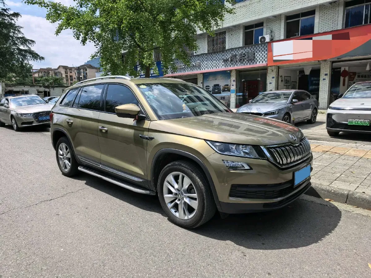 2017 Skoda Kodiak 1.8T 180HP L4 7DCT,autocango,china used car exporter,china ev exporter,chinese used car exporter,chinese used ev exporter