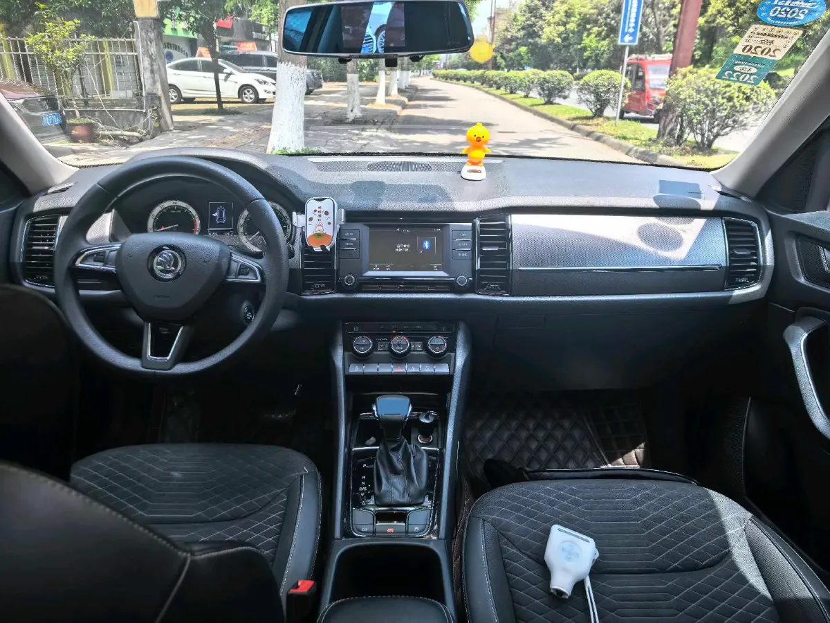 2017 Skoda Kodiak 1.8T 180HP L4 7DCT,autocango,china used car exporter,china ev exporter,chinese used car exporter,chinese used ev exporter