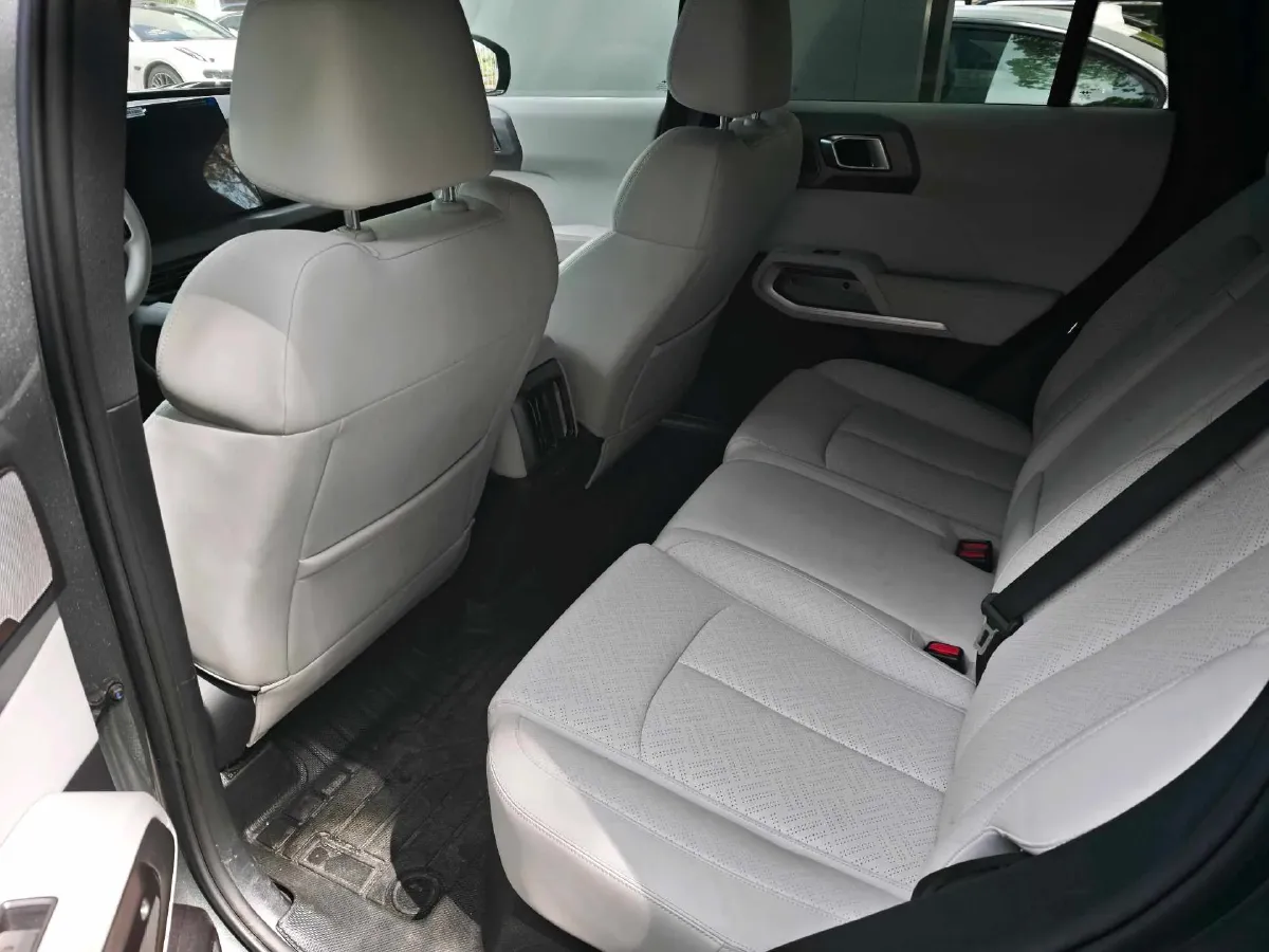 2025 FangChengBao Tai 3 BEV,autocango,china used car exporter,china ev exporter,chinese used car exporter,chinese used ev exporter