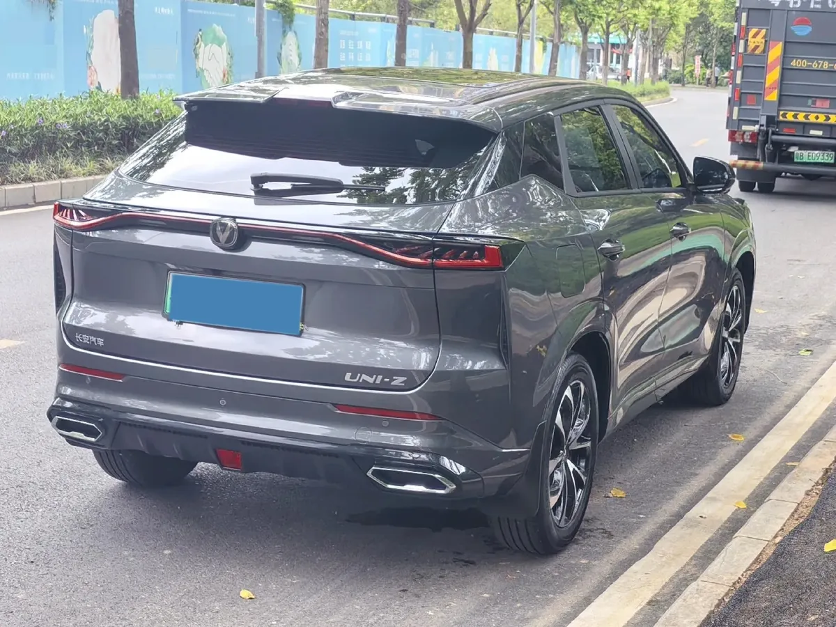 2024 ChangAn UNI-Z 1.5L 98HP L4 E-CVT PHEV 18.4KWH,autocango,china used car exporter,china ev exporter,chinese used car exporter,chinese used ev exporter