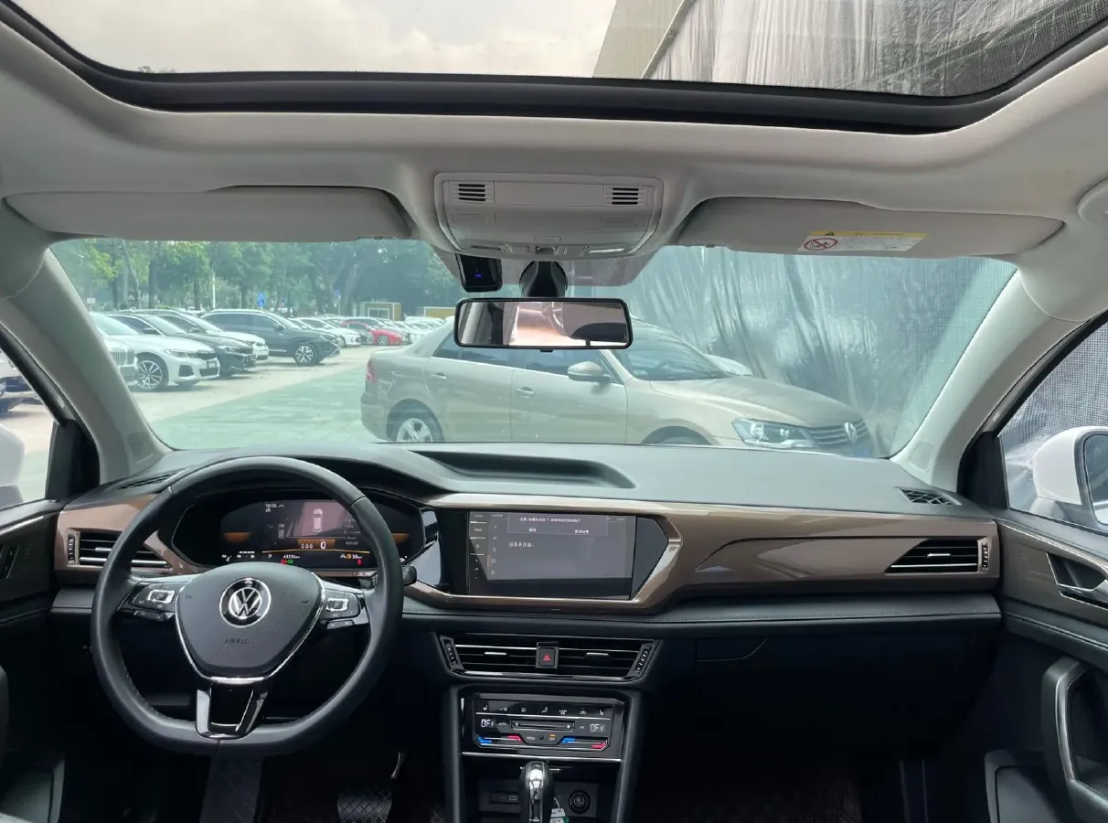 2022 Volkswagen Tharu 1.4T 150HP L4 7DCT,autocango,china used car exporter,china ev exporter,chinese used car exporter,chinese used ev exporter