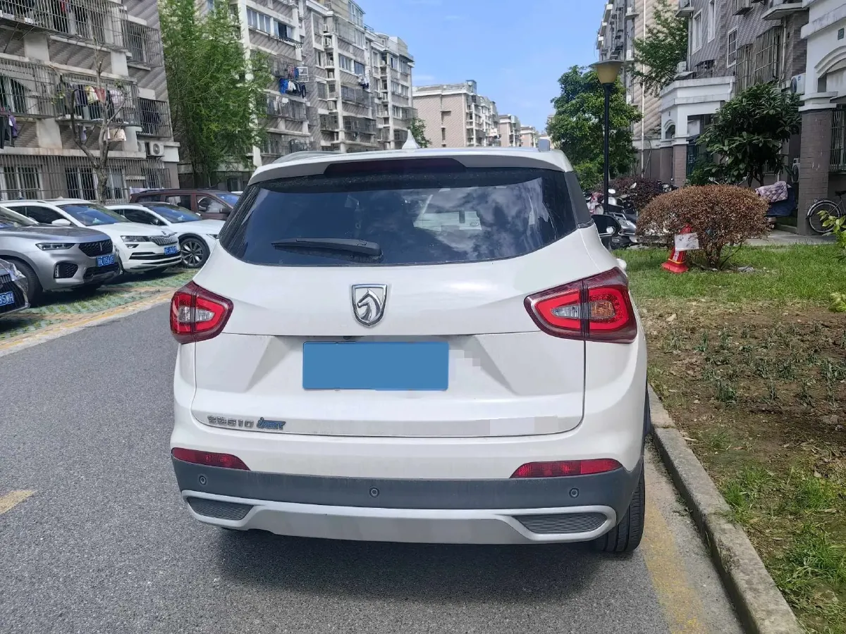 2017 HaiMa S5 Young Edition 1.6L 122HP L4 5MT,autocango,china used car exporter,china ev exporter,chinese used car exporter,chinese used ev exporter