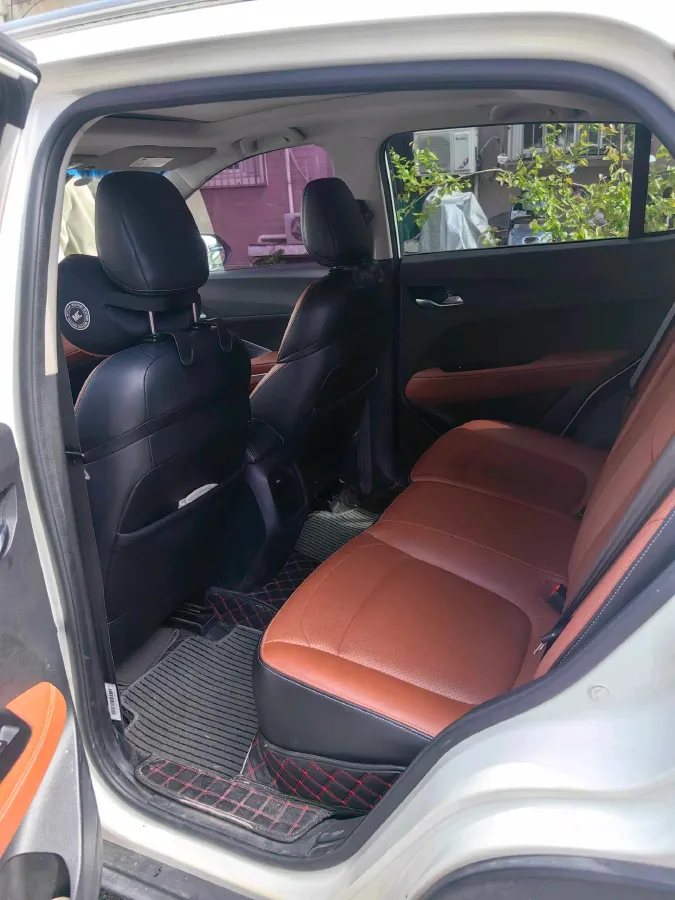 2017 HaiMa S5 Young Edition 1.6L 122HP L4 5MT,autocango,china used car exporter,china ev exporter,chinese used car exporter,chinese used ev exporter