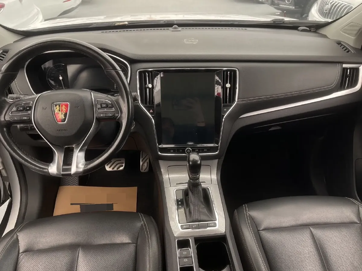 2016 Roewe RX5 2.0T 220HP L4 6DCT,autocango,china used car exporter,china ev exporter,chinese used car exporter,chinese used ev exporter