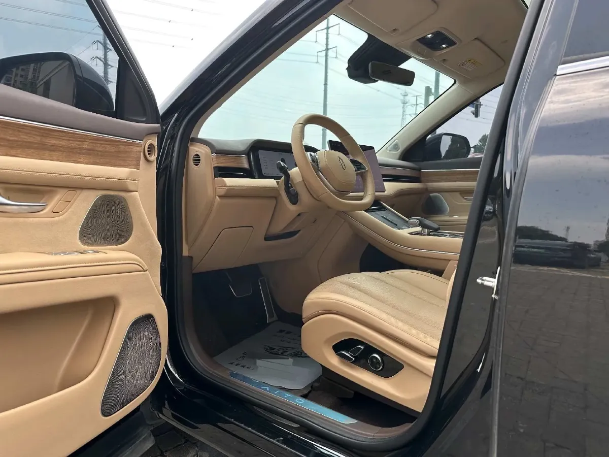 2024 AITO AITO M7 1.5T 152HP L4 REEV 40KWH,autocango,china used car exporter,china ev exporter,chinese used car exporter,chinese used ev exporter