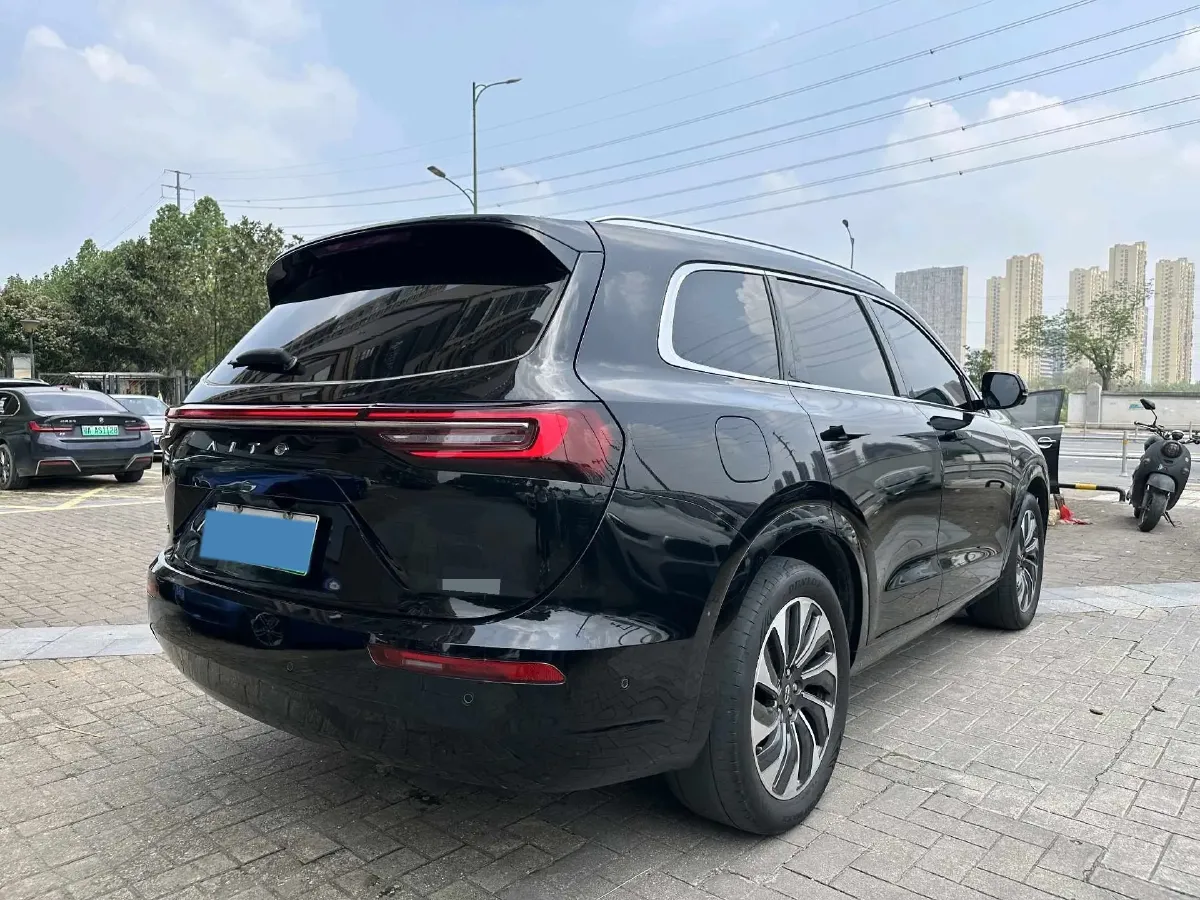 2024 AITO AITO M7 1.5T 152HP L4 REEV 40KWH,autocango,china used car exporter,china ev exporter,chinese used car exporter,chinese used ev exporter