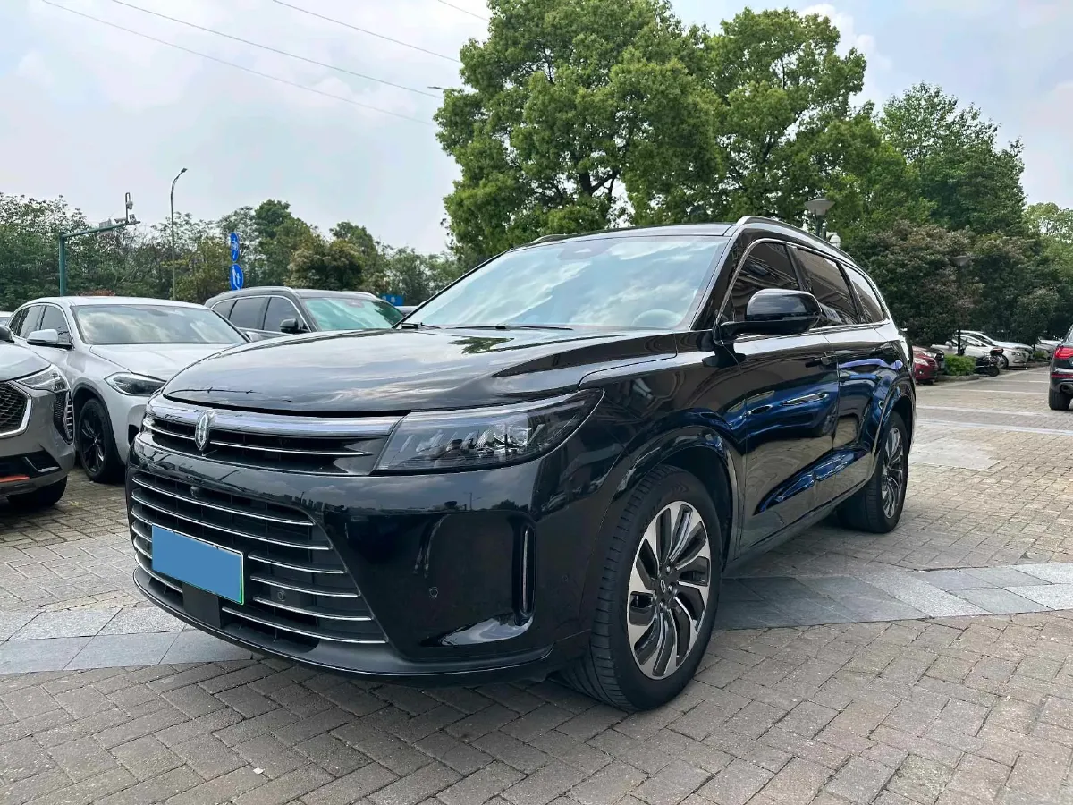 2024 AITO AITO M7 1.5T 152HP L4 REEV 40KWH,autocango,china used car exporter,china ev exporter,chinese used car exporter,chinese used ev exporter