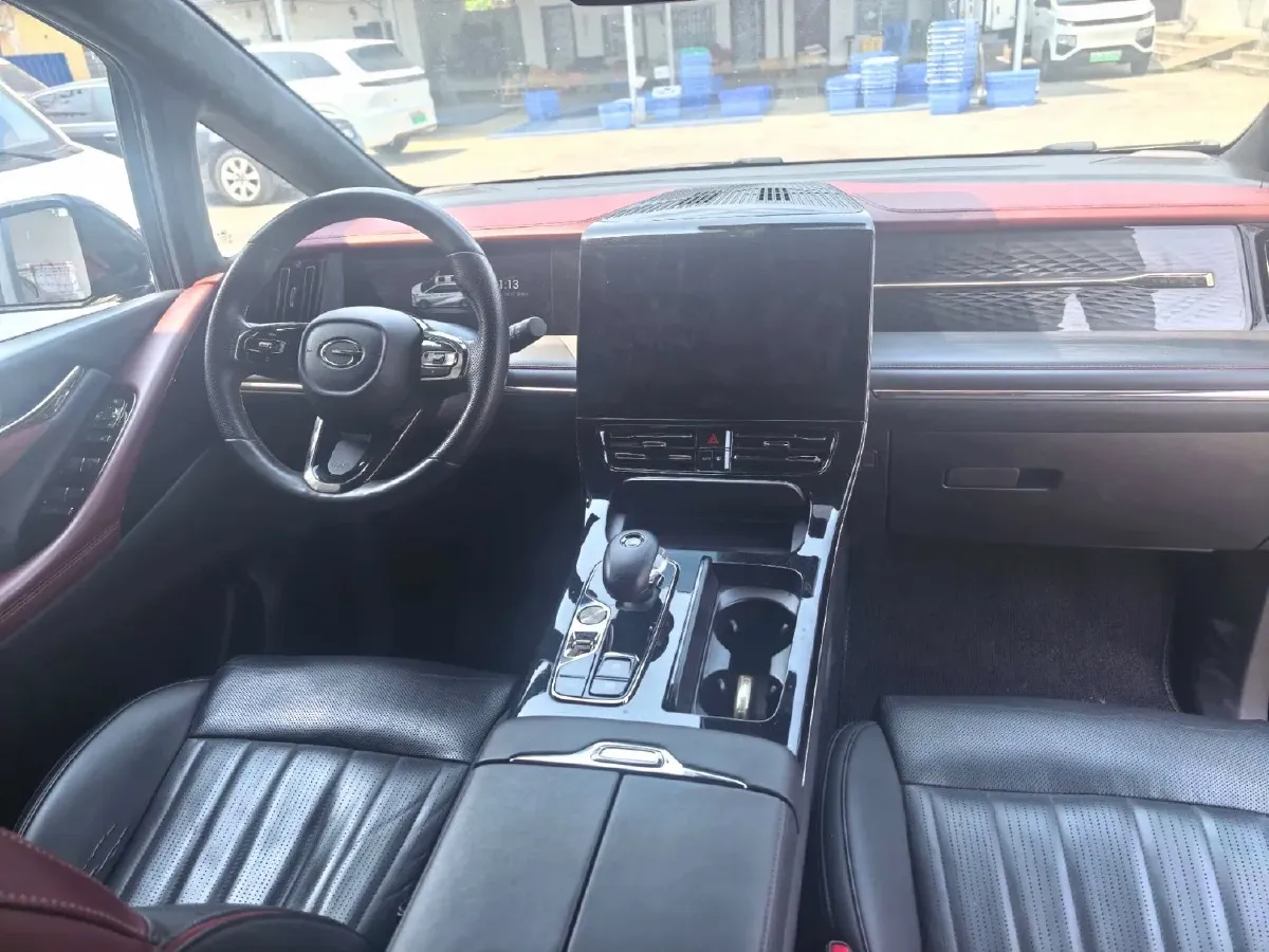 2023 GAC Trumpchi M8 2.0T 252HP L4 8AT,autocango,china used car exporter,china ev exporter,chinese used car exporter,chinese used ev exporter