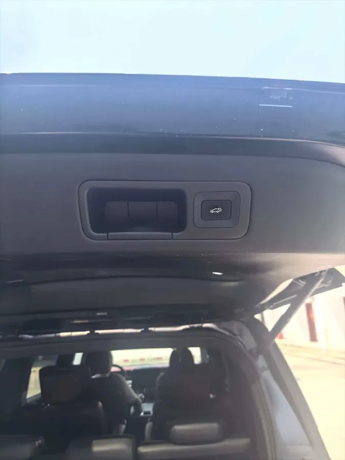 2023 GAC Trumpchi M8 2.0T 252HP L4 8AT,autocango,china used car exporter,china ev exporter,chinese used car exporter,chinese used ev exporter