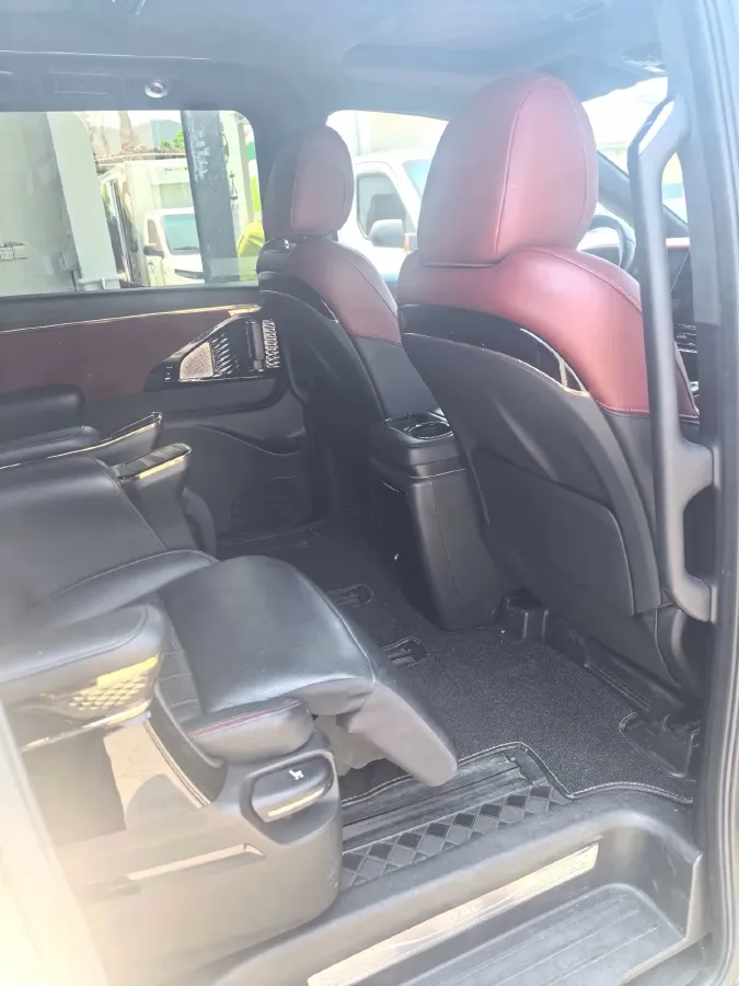 2023 GAC Trumpchi M8 2.0T 252HP L4 8AT,autocango,china used car exporter,china ev exporter,chinese used car exporter,chinese used ev exporter