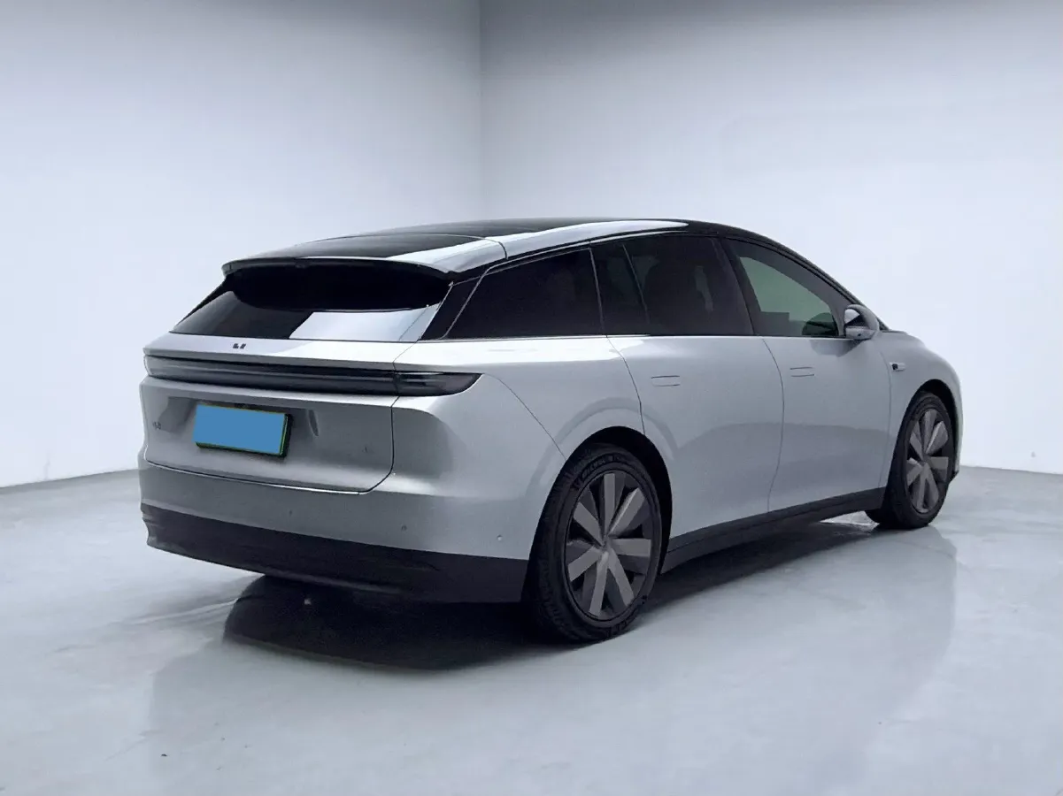 2025 Li i6 BEV,autocango,china used car exporter,china ev exporter,chinese used car exporter,chinese used ev exporter