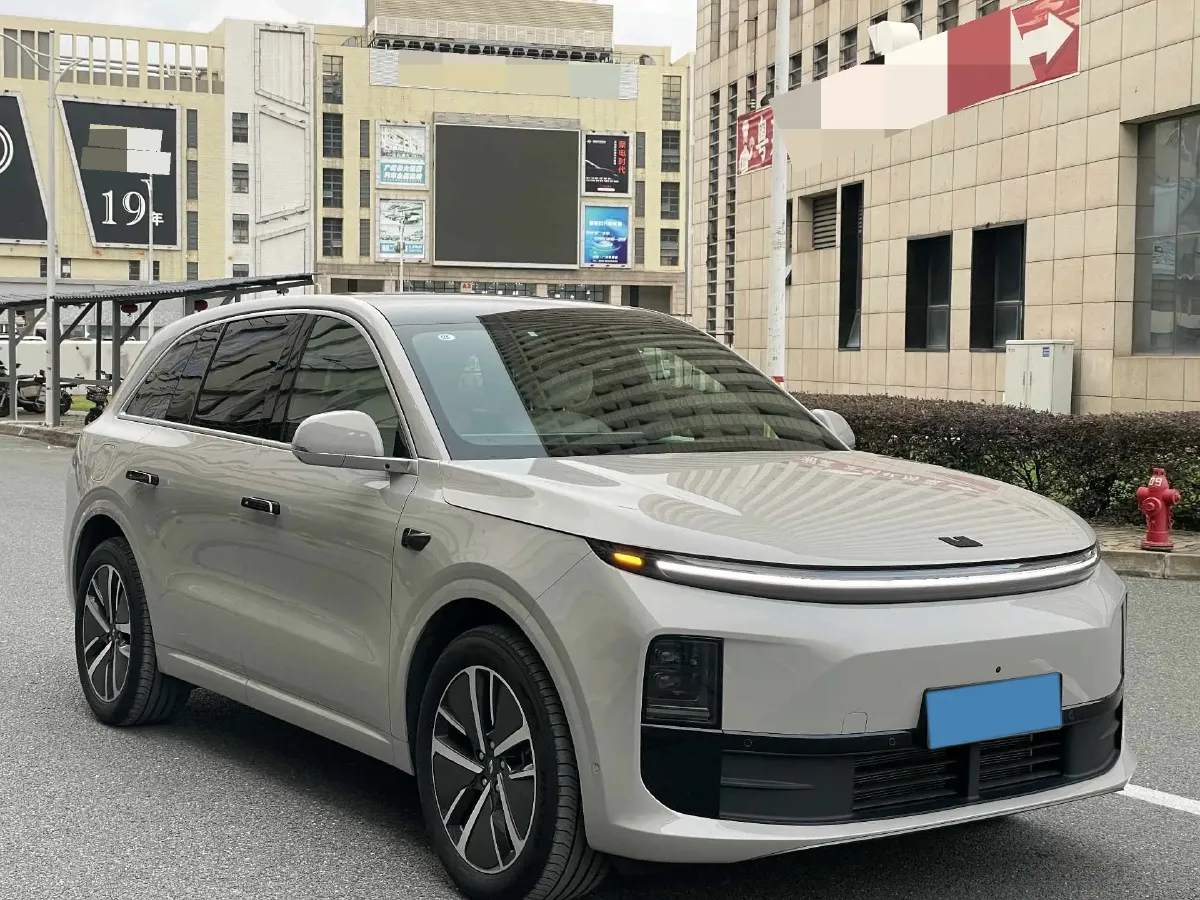 2024 Li L6 Range Extended 154HP L4 REEV 36.8KWH,autocango,china used car exporter,china ev exporter,chinese used car exporter,chinese used ev exporter