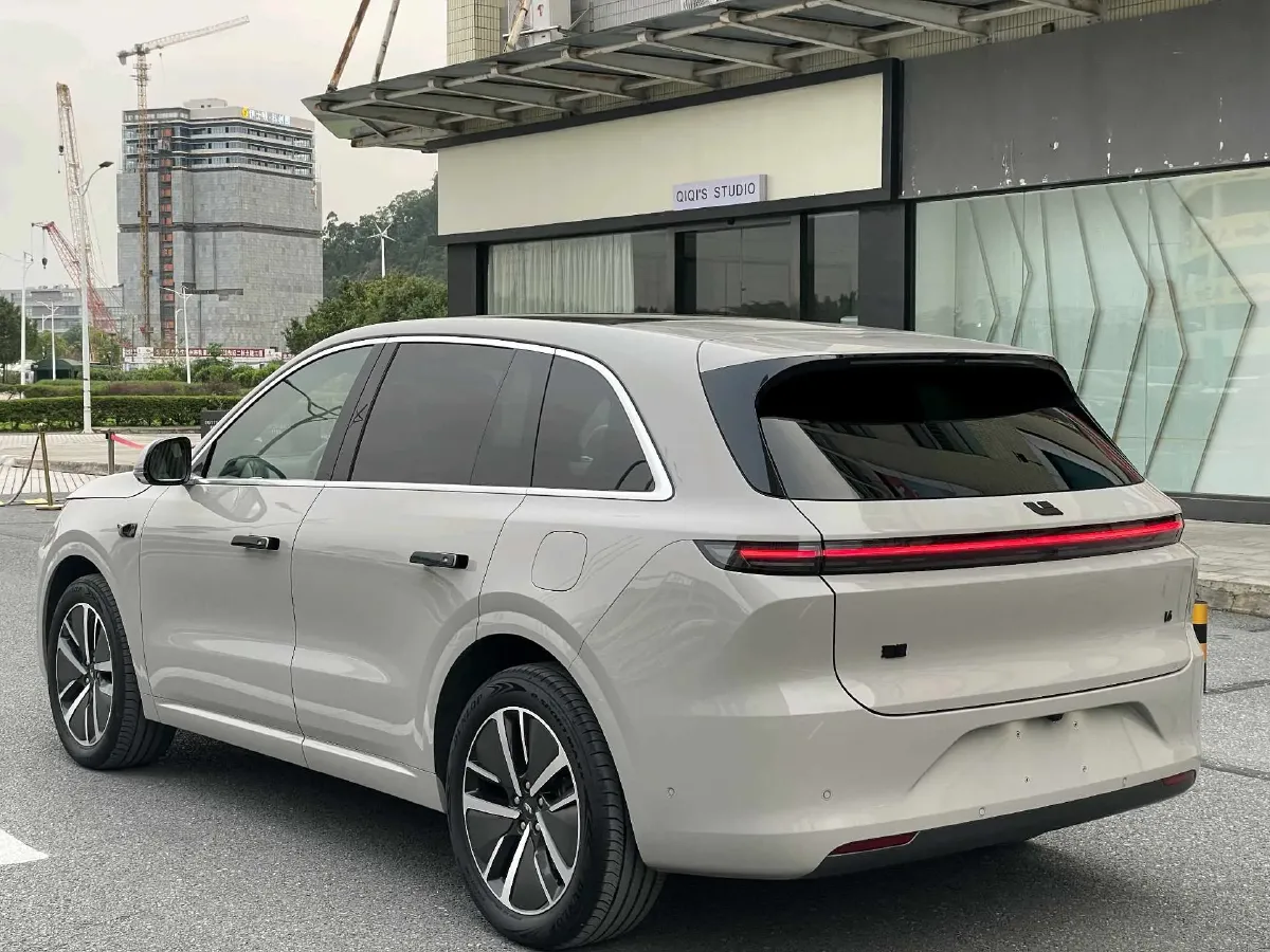 2024 Li L6 Range Extended 154HP L4 REEV 36.8KWH,autocango,china used car exporter,china ev exporter,chinese used car exporter,chinese used ev exporter