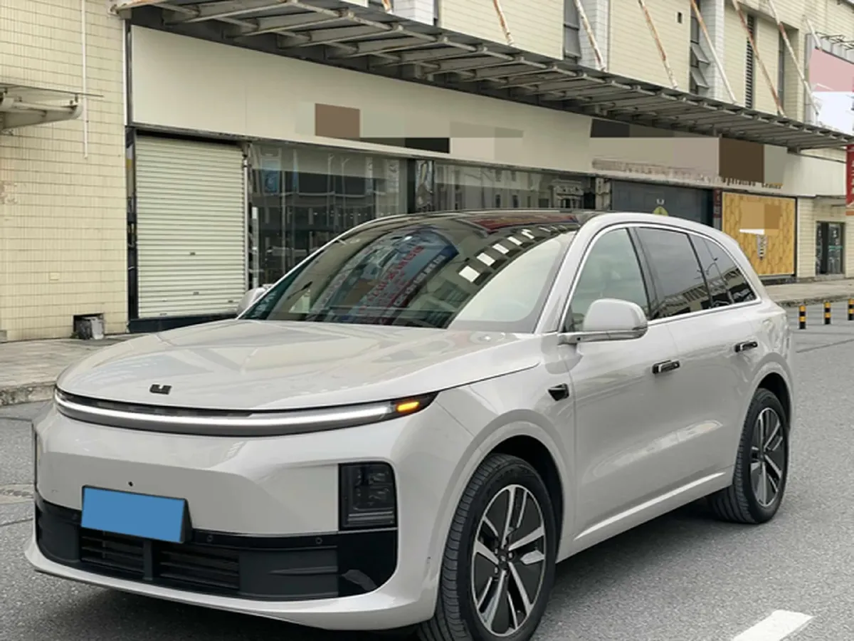 2024 Li L6 Range Extended 154HP L4 REEV 36.8KWH,autocango,china used car exporter,china ev exporter,chinese used car exporter,chinese used ev exporter