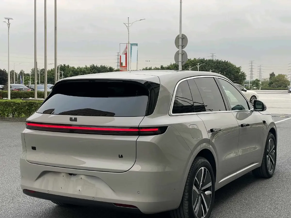 2024 Li L6 Range Extended 154HP L4 REEV 36.8KWH,autocango,china used car exporter,china ev exporter,chinese used car exporter,chinese used ev exporter