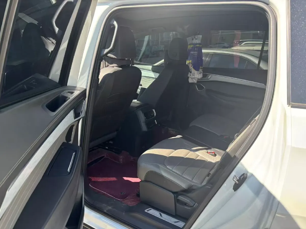 2021 Volkswagen Talagon 2.0T 220HP L4 7DCT,autocango,china used car exporter,china ev exporter,chinese used car exporter,chinese used ev exporter