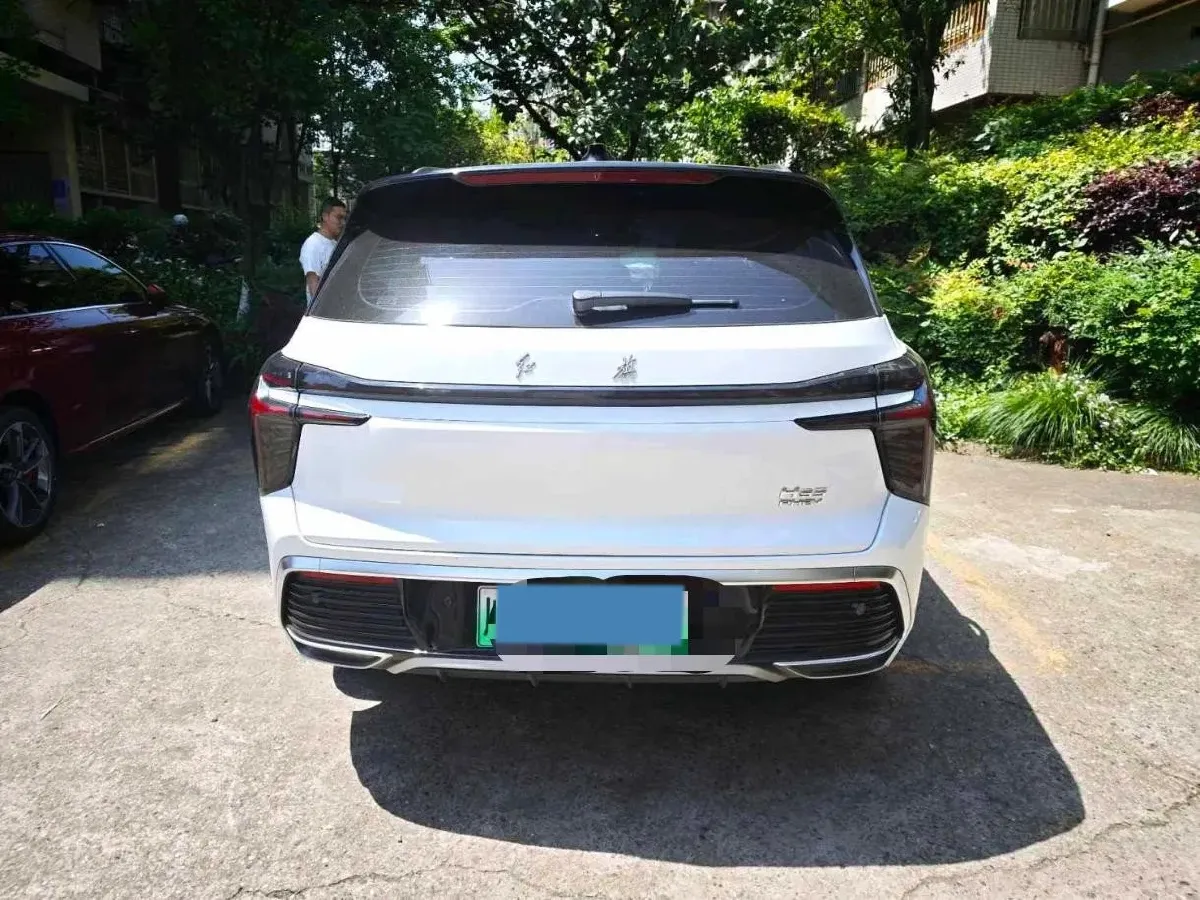 2024 HongQi HS3 1.5T 169HP L4 1DHT PHEV 18.4KWH,autocango,china used car exporter,china ev exporter,chinese used car exporter,chinese used ev exporter