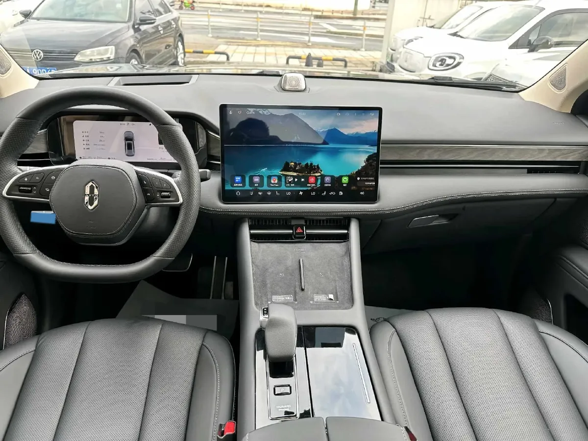 2024 AITO AITO M7 1.5T 152HP L4 REEV 40KWH,autocango,china used car exporter,china ev exporter,chinese used car exporter,chinese used ev exporter