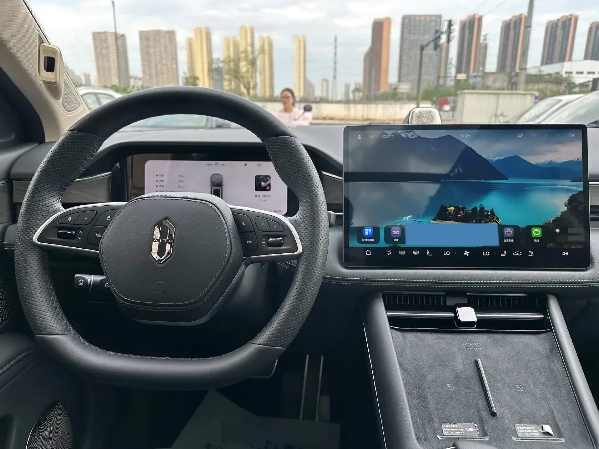 2024 AITO AITO M7 1.5T 152HP L4 REEV 40KWH,autocango,china used car exporter,china ev exporter,chinese used car exporter,chinese used ev exporter